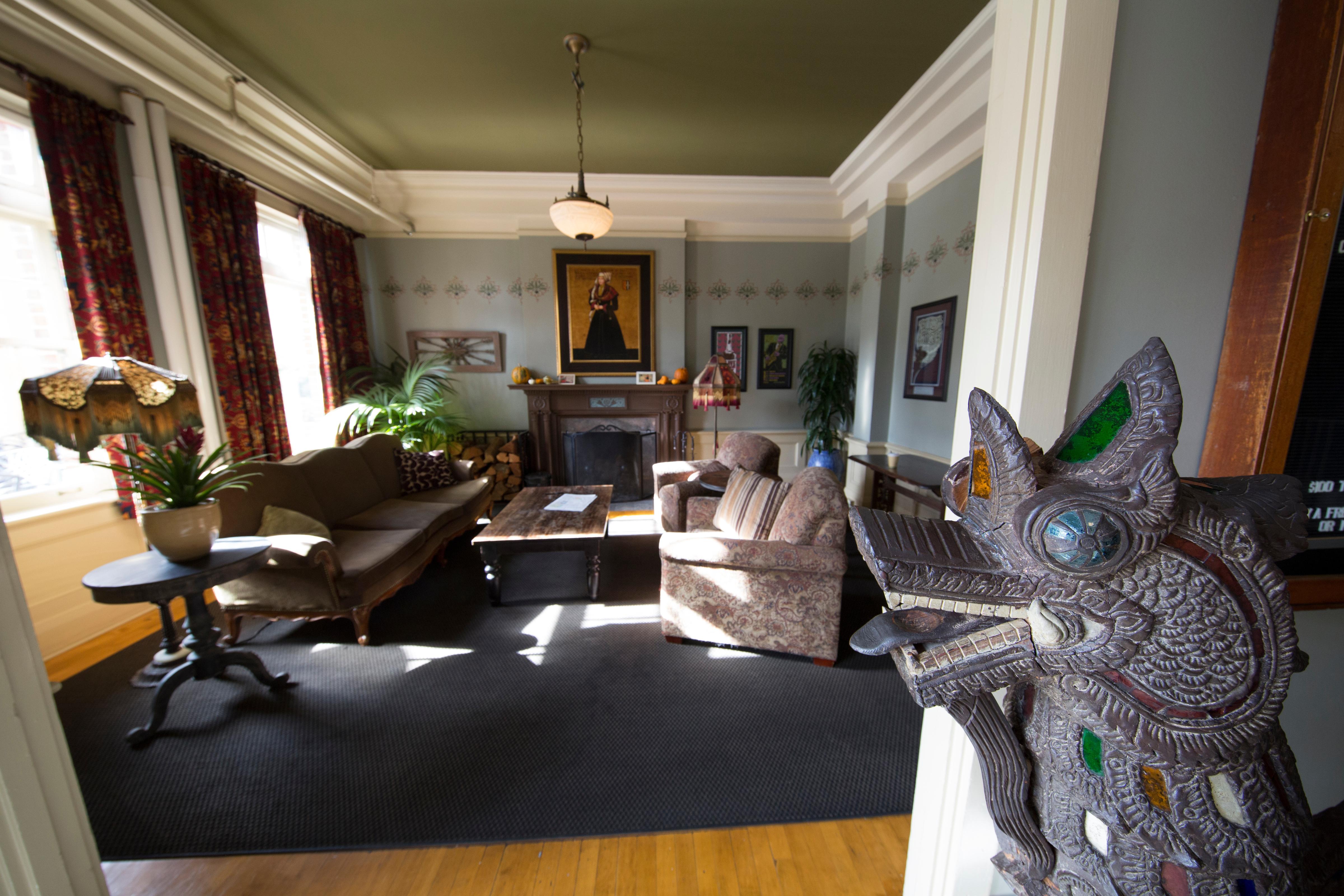 Mcmenamins Grand Lodge Форест Гроув Екстериор снимка